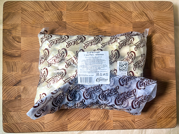 Сыр 1 кг ГОРНЫЙ СЫРОВАР (Бочонок с укропом и чесноком) в Липецке