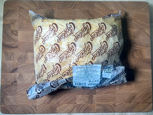 Сыр 1 кг ГОРНЫЙ СЫРОВАР (Паутинка со вкусом красной икры) в Липецке